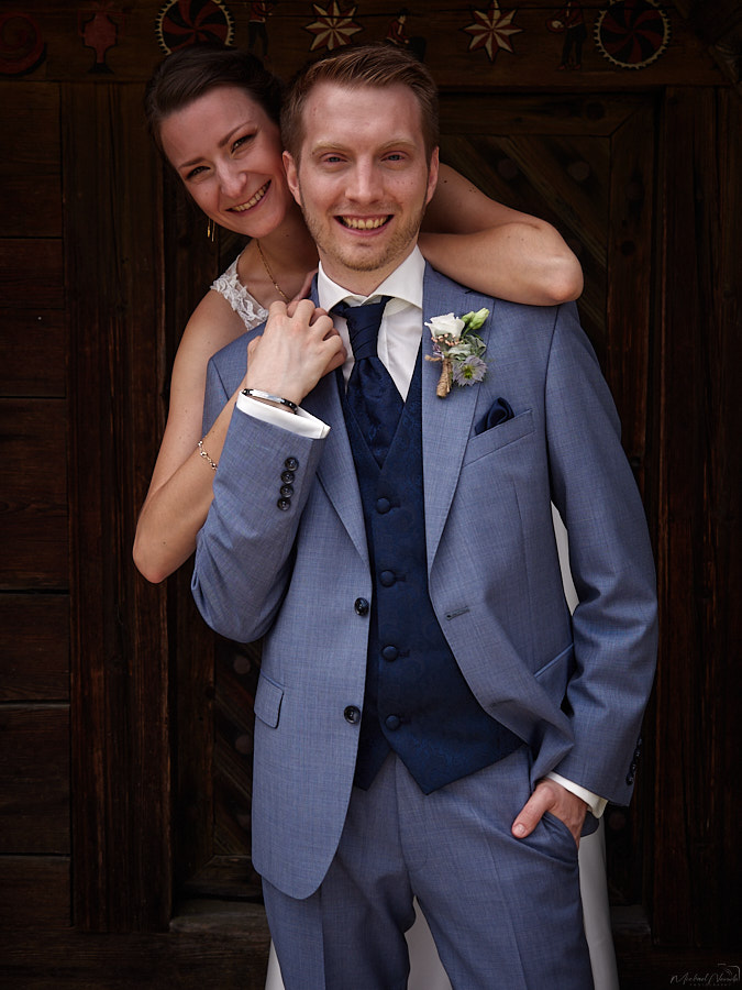 Hochzeit Brautpaar Posing Paarshooting ©Michael Neruda