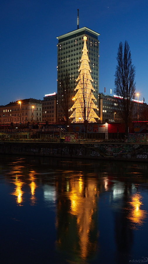 Ringturm Wien Weihnachtsbeleuchtung Blaue Stunde 0042_©Michael Neruda
