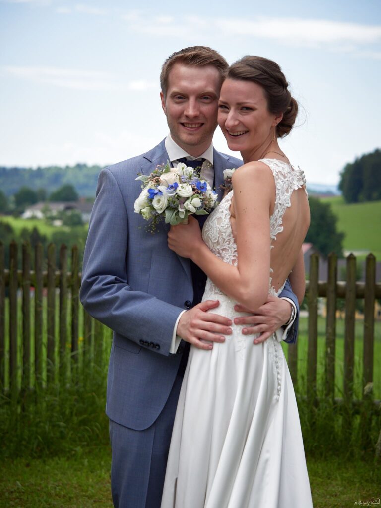 Hochzeit Brautpaar Posing Paarshooting ©Michael Neruda