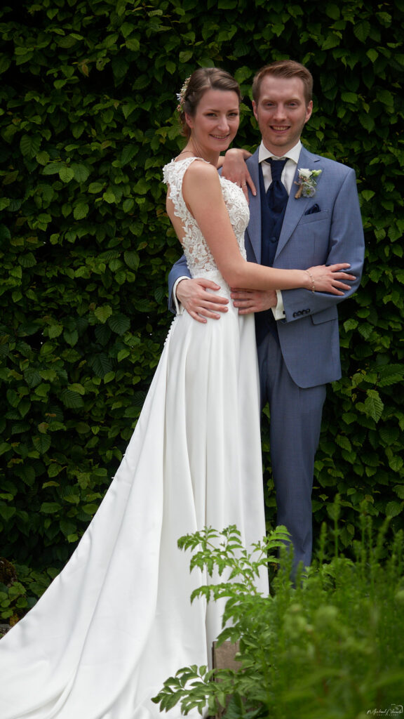 Hochzeit Brautpaar Posing Paarshooting ©Michael Neruda